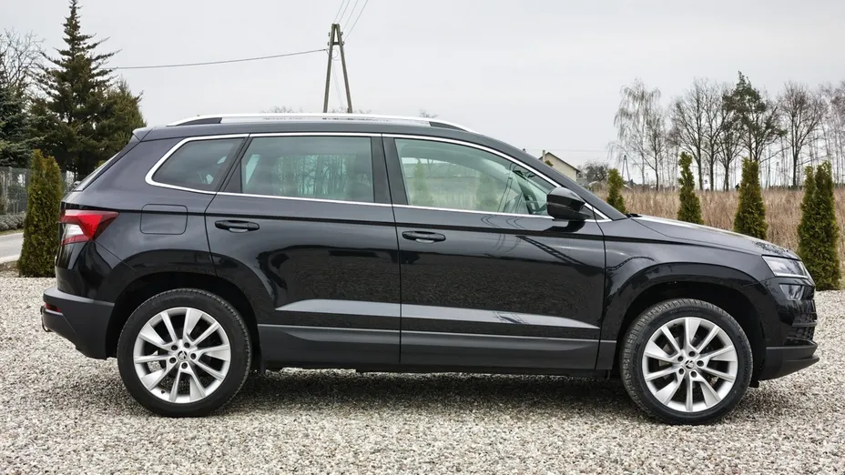 SKODA Karoq -
