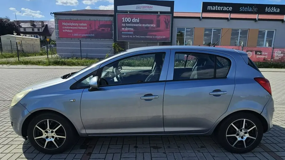 OPEL Corsa -