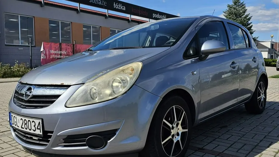 OPEL Corsa -