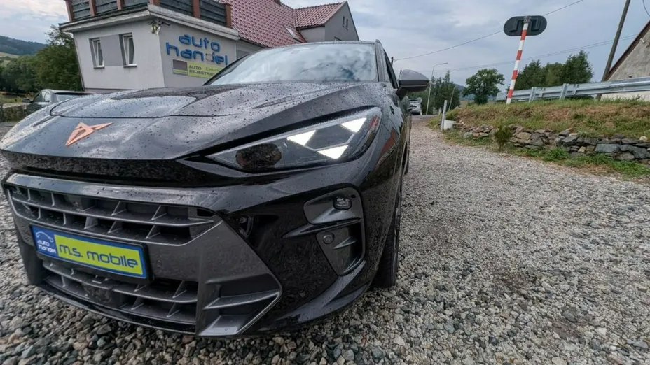 CUPRA Terramar -