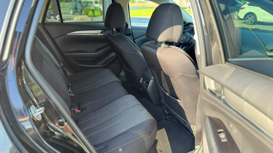 MAZDA 6 -