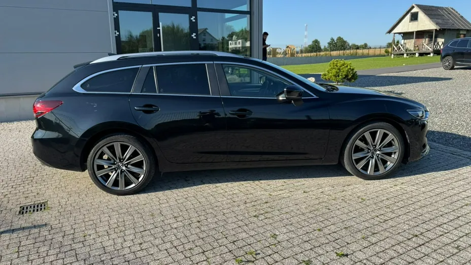 MAZDA 6 -