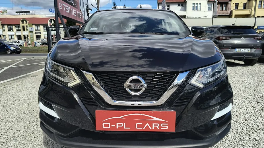 NISSAN Qashqai -