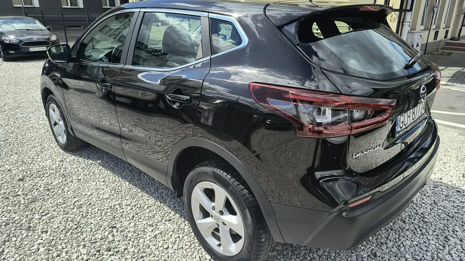 NISSAN Qashqai -