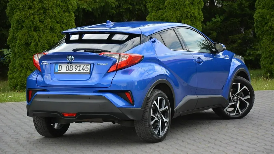 TOYOTA C-HR -