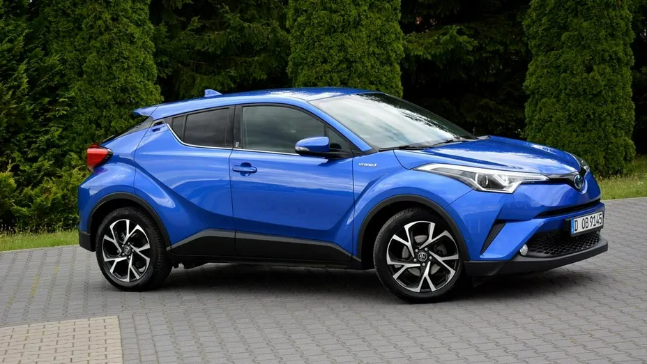TOYOTA C-HR -