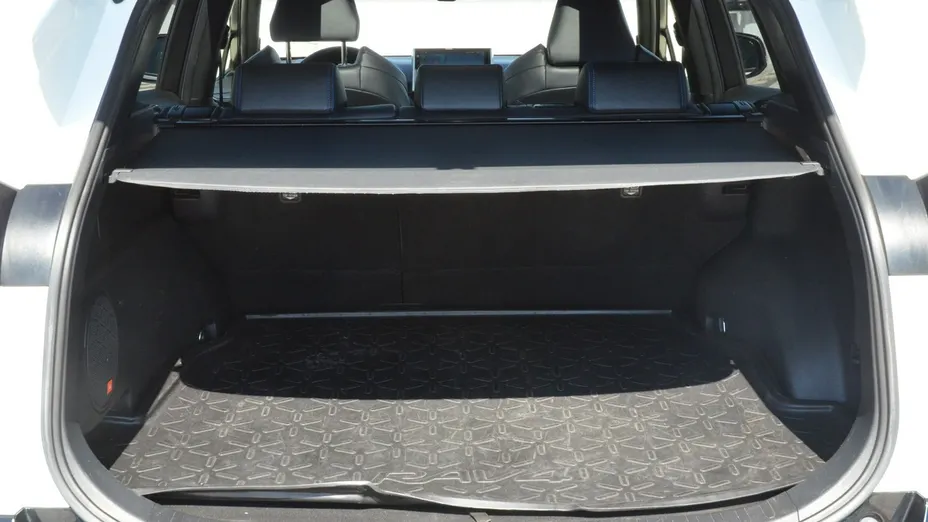 TOYOTA RAV4 -