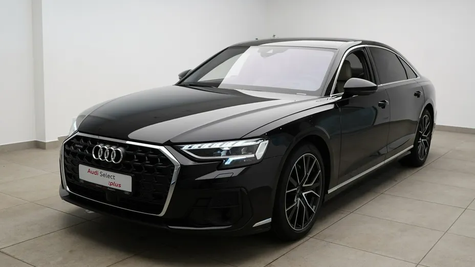 AUDI A8 -