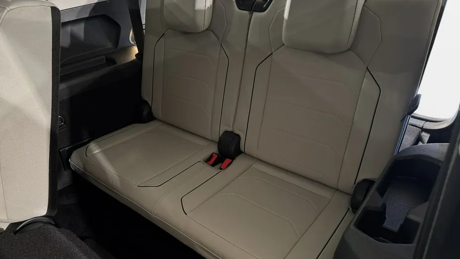 VOLKSWAGEN Tiguan Allspace -