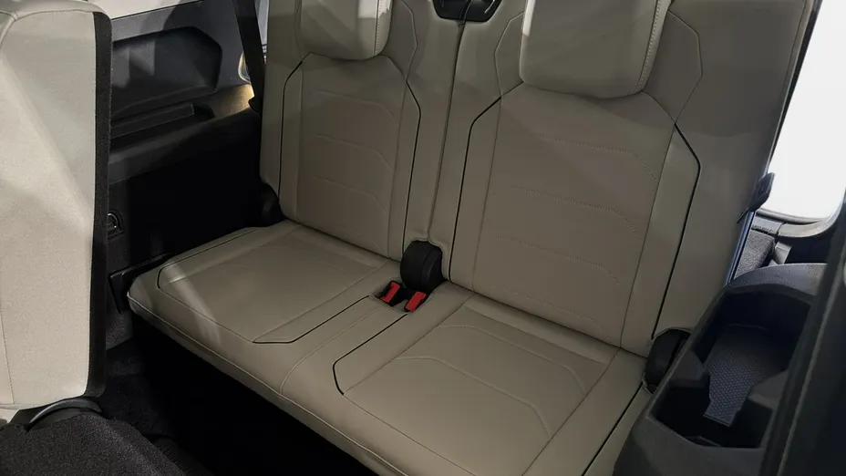 VOLKSWAGEN Tiguan Allspace -