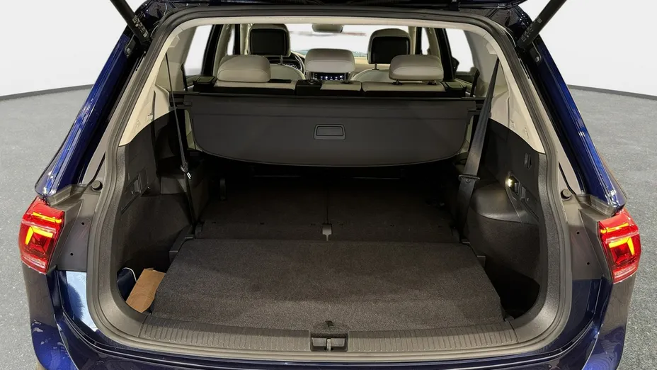 VOLKSWAGEN Tiguan Allspace -