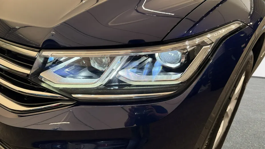 VOLKSWAGEN Tiguan Allspace -