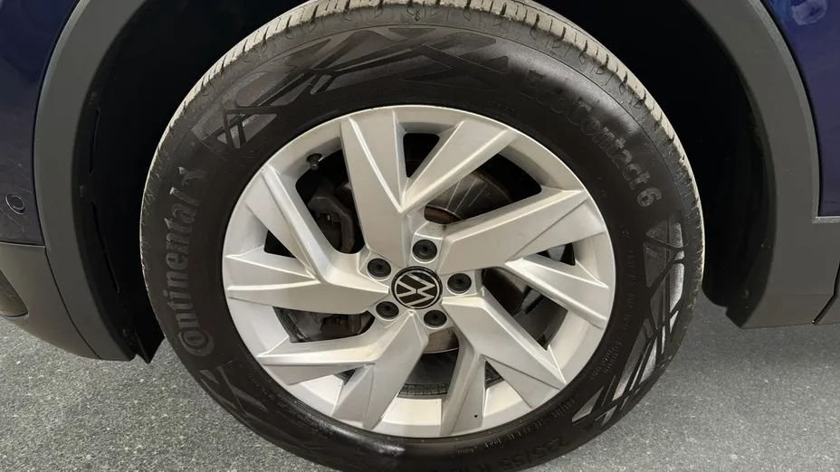 VOLKSWAGEN Tiguan Allspace -