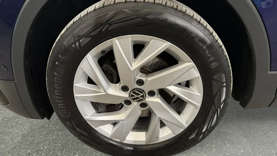 VOLKSWAGEN Tiguan Allspace -