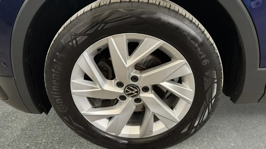 VOLKSWAGEN Tiguan Allspace -