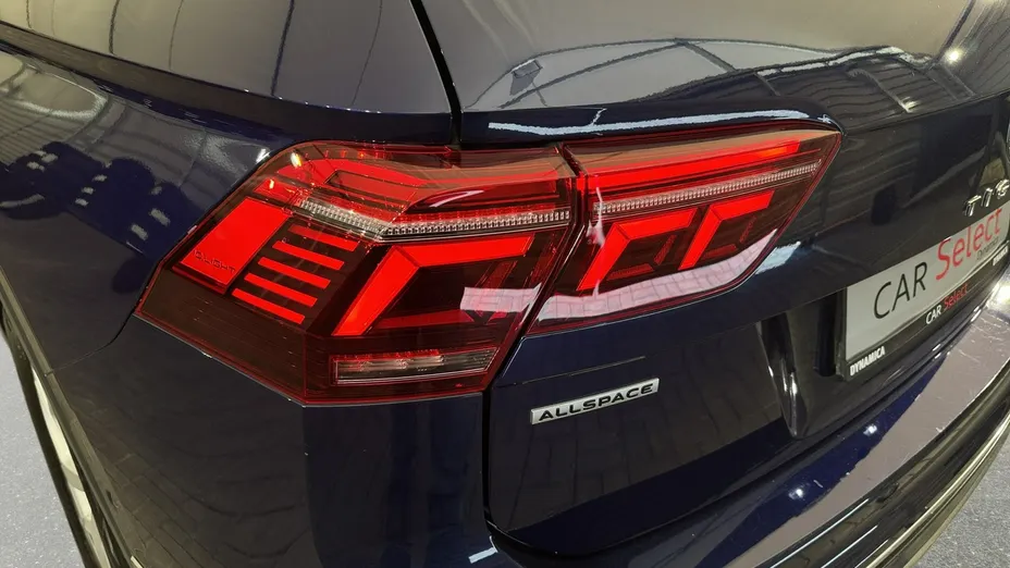 VOLKSWAGEN Tiguan Allspace -