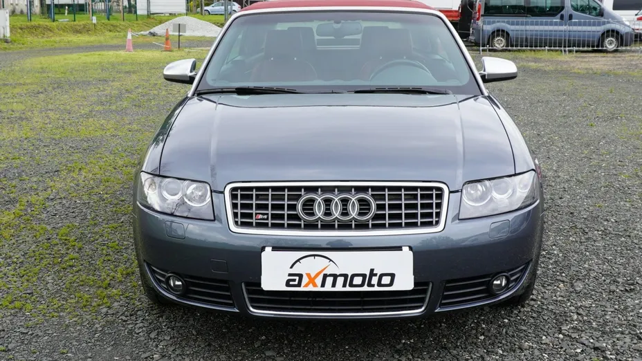 AUDI A4 -