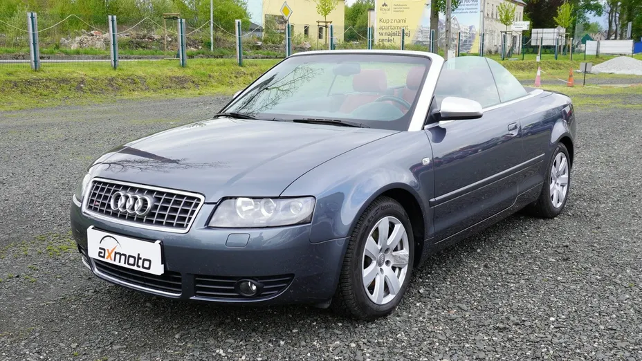 AUDI A4 -