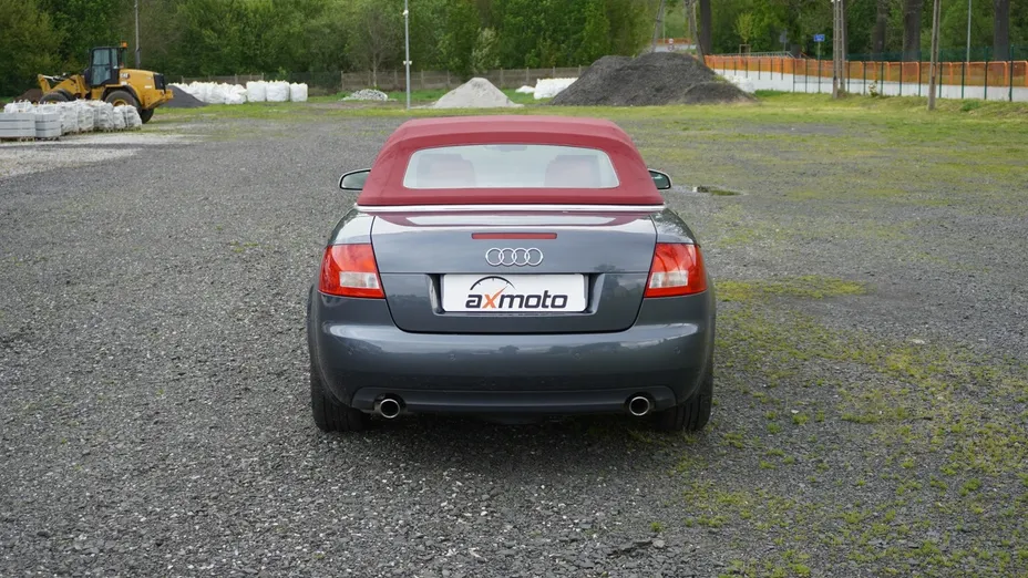 AUDI A4 -