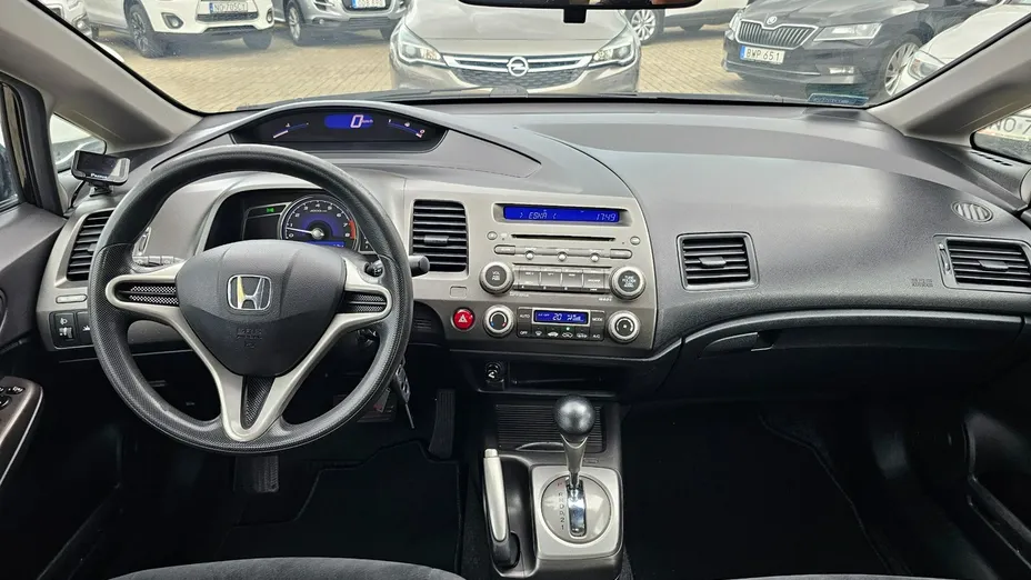 HONDA Civic -