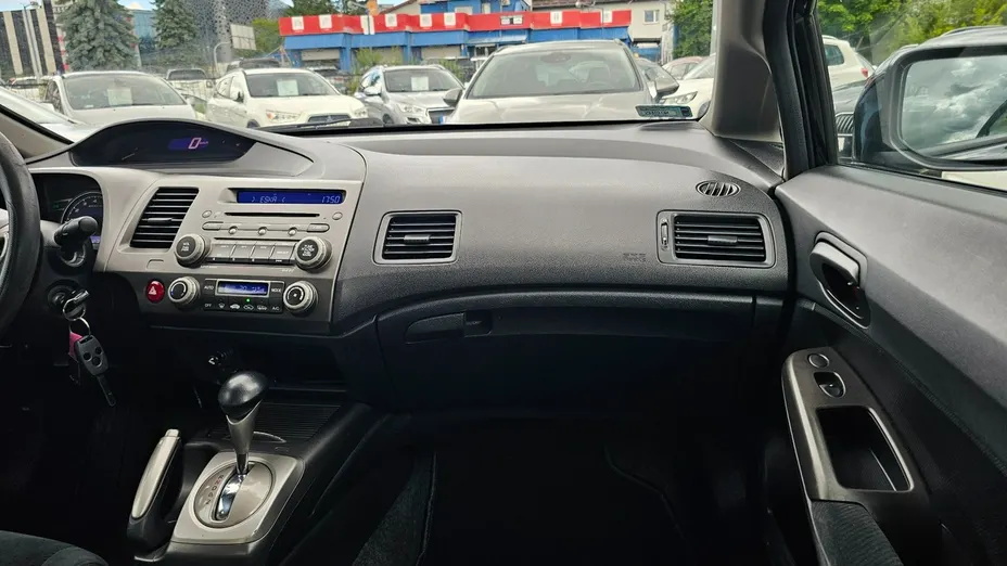 HONDA Civic -