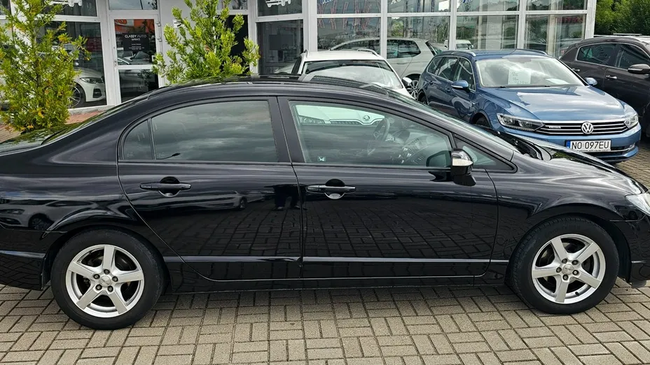 HONDA Civic -