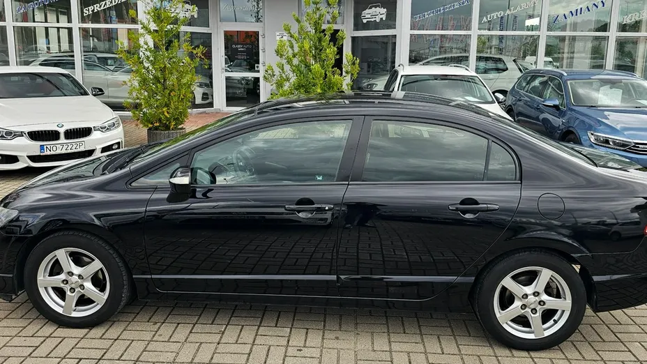 HONDA Civic -