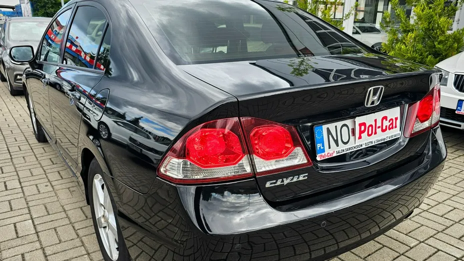 HONDA Civic -