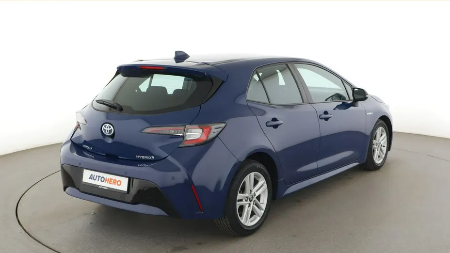 TOYOTA Corolla -