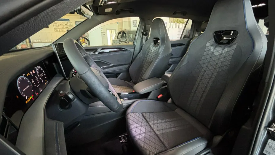 VOLKSWAGEN Tayron -
