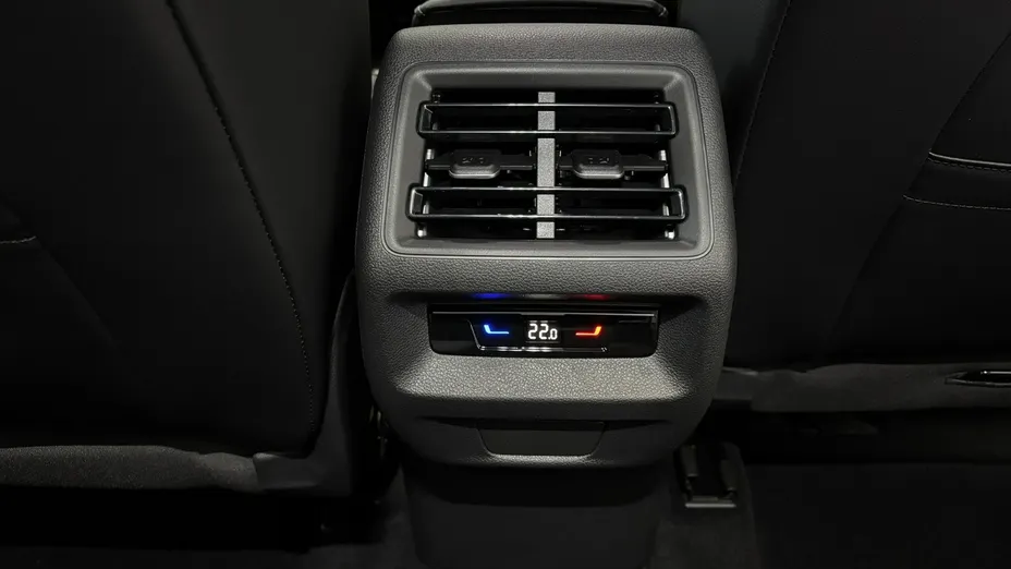 VOLKSWAGEN Tayron -