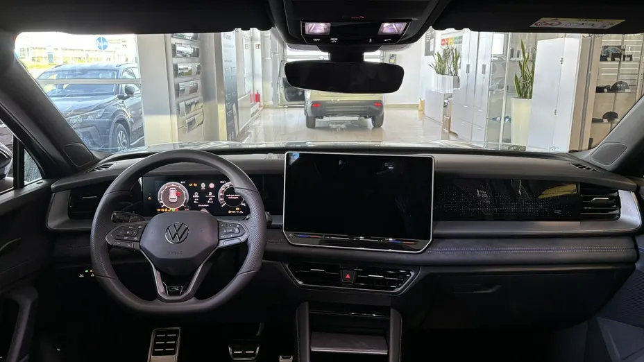 VOLKSWAGEN Tayron -