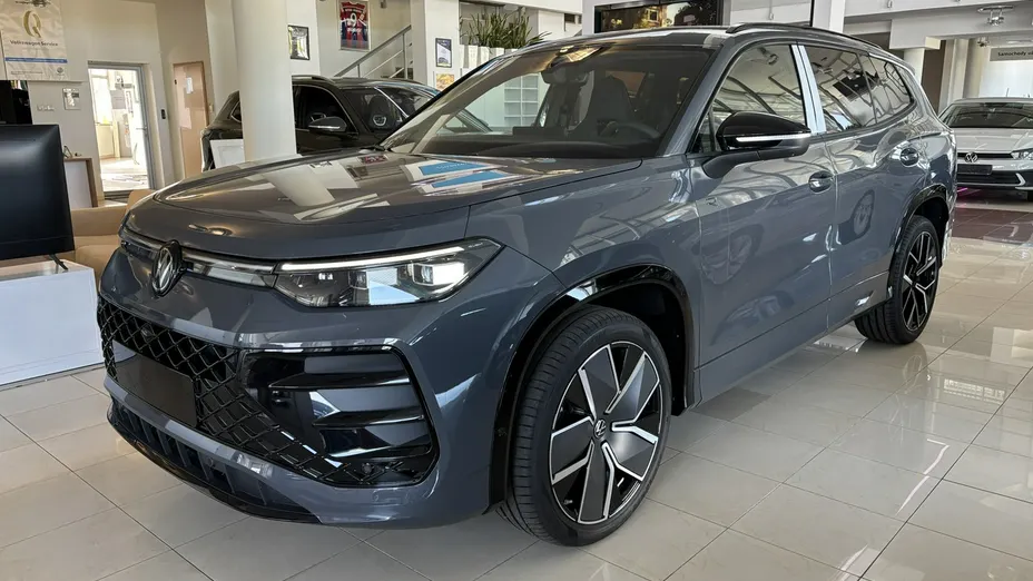 VOLKSWAGEN Tayron -