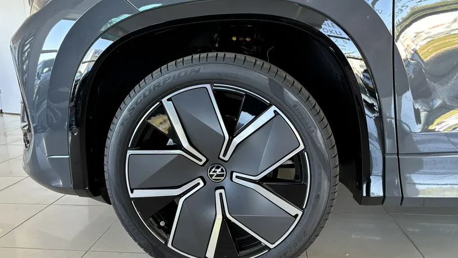 VOLKSWAGEN Tayron -