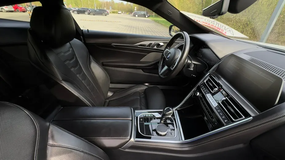 BMW Seria 8 -