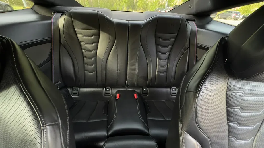 BMW Seria 8 -