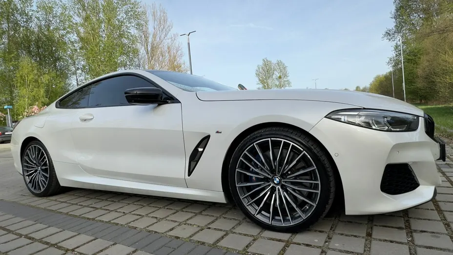 BMW Seria 8 -
