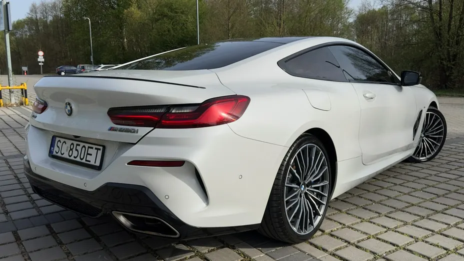 BMW Seria 8 -