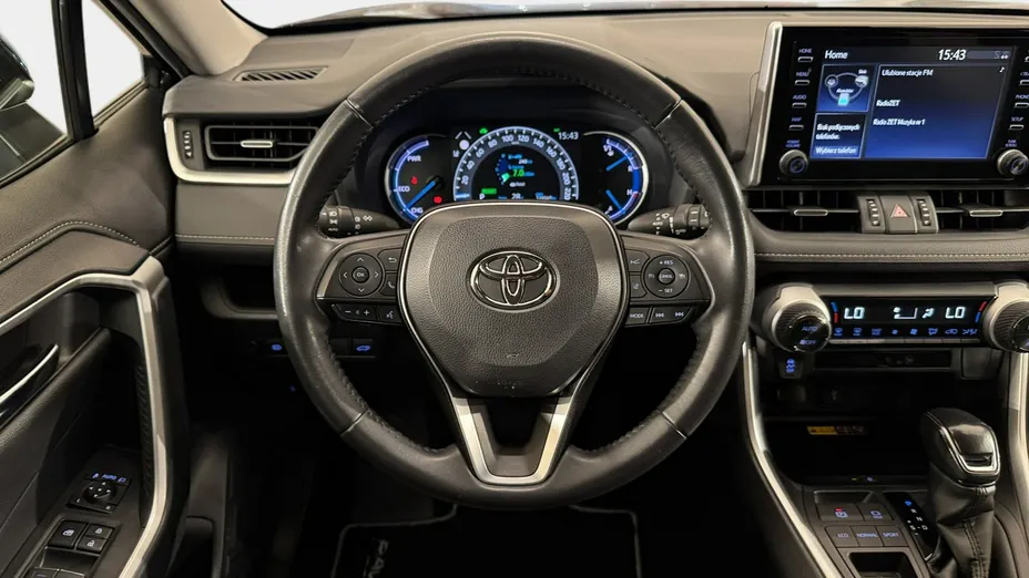 TOYOTA RAV4 -