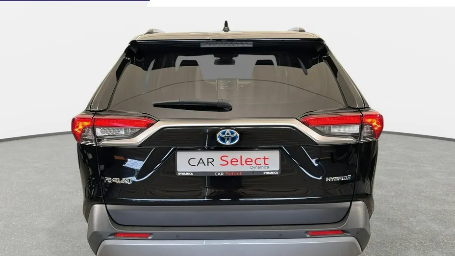 TOYOTA RAV4 -