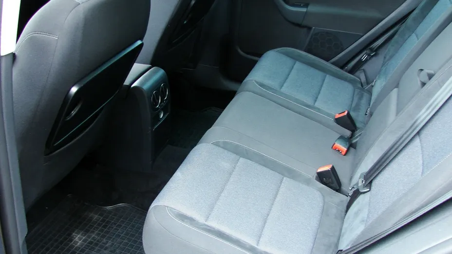 VOLKSWAGEN Golf Plus -