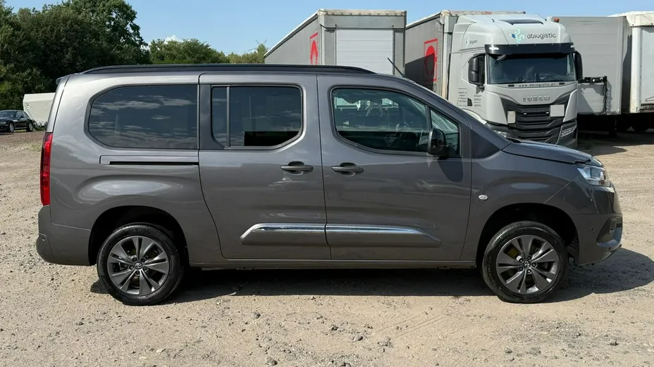 TOYOTA Proace City Verso -