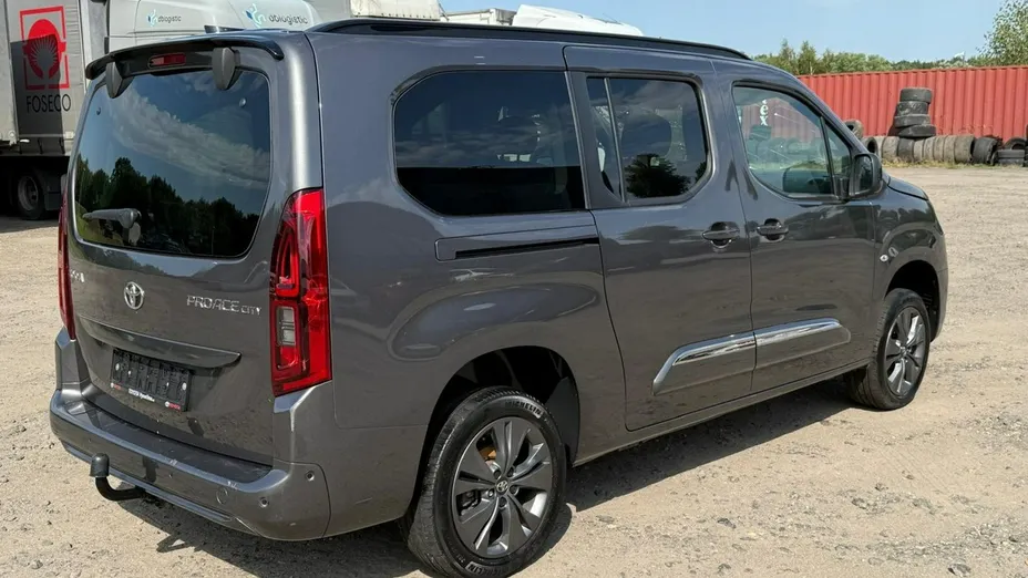 TOYOTA Proace City Verso -