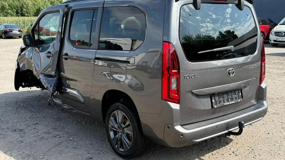 TOYOTA Proace City Verso -