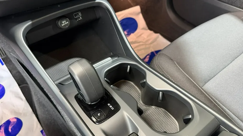 VOLVO XC40 -