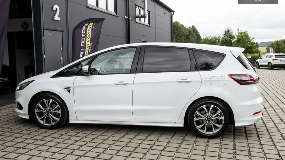 FORD S-MAX -