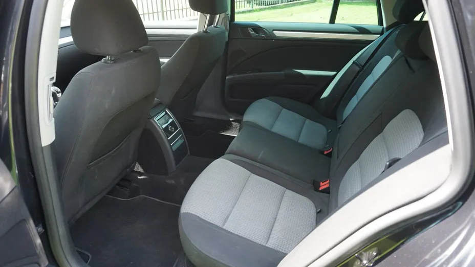 SKODA Superb -