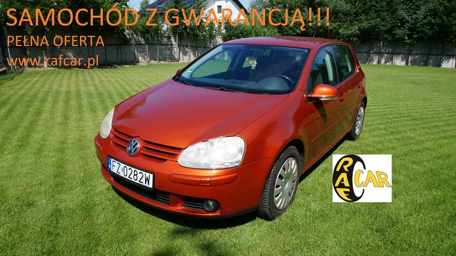 VOLKSWAGEN Golf -
