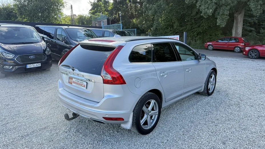 VOLVO XC60 -
