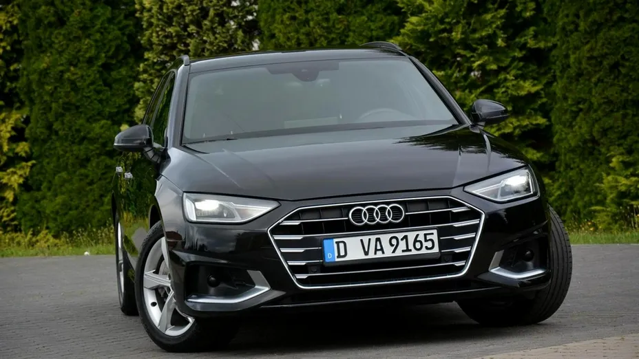 AUDI A4 -